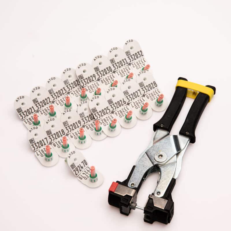 Set Ohrmarken mit Zange